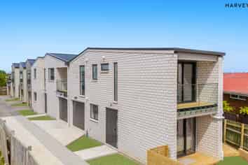 30 Tawa Crescent, Manurewa