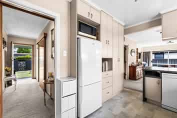 53 Menin Road, Onekawa