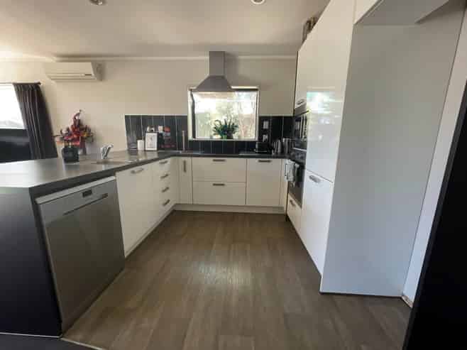 14B Wikitoria Street, Maungatapu