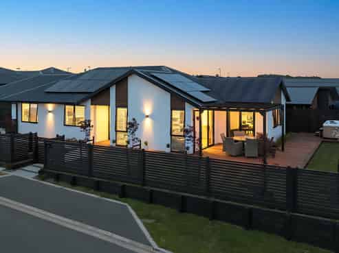 8 Ruku Lane, Wharewaka