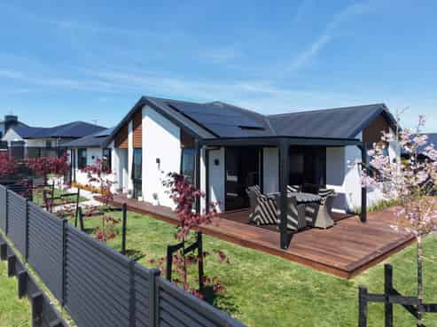 8 Ruku Lane, Wharewaka