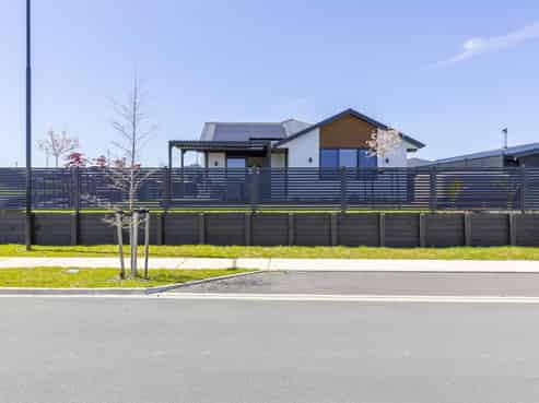 8 Ruku Lane, Wharewaka