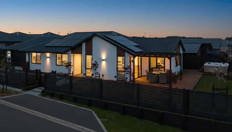 8 Ruku Lane, Wharewaka