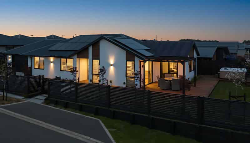 8 Ruku Lane, Wharewaka