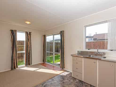 15 Leander Place, Milson