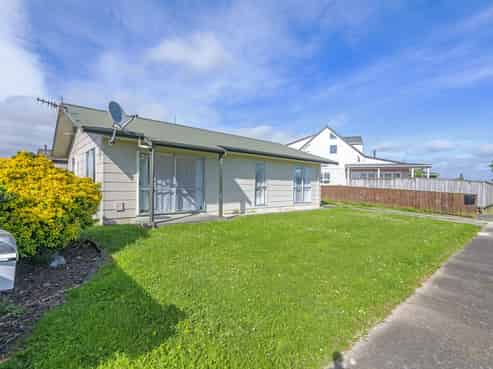 15 Leander Place, Milson