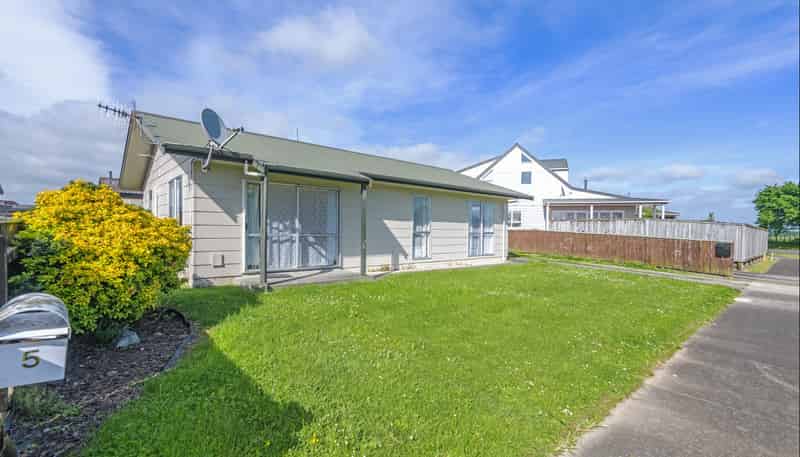 15 Leander Place, Milson
