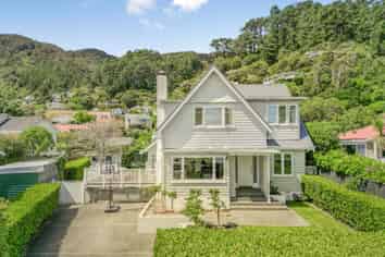 97 Muritai Road, Eastbourne