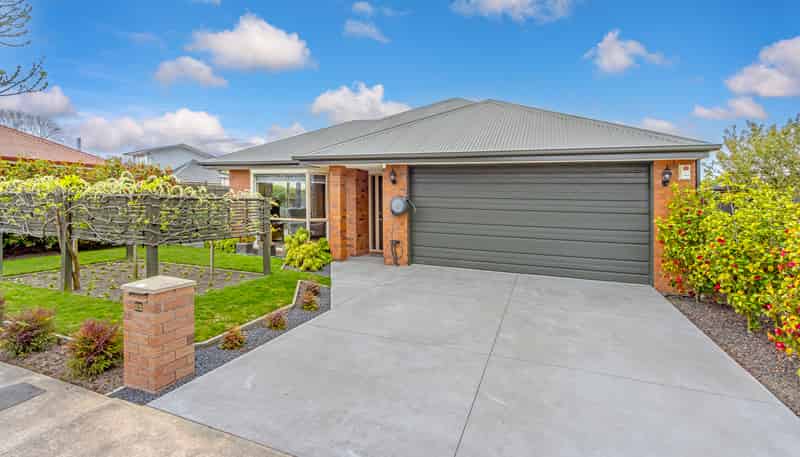 22 Richard Seddon Drive, Northwood