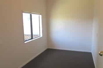 10B Brixton, Mount Eden