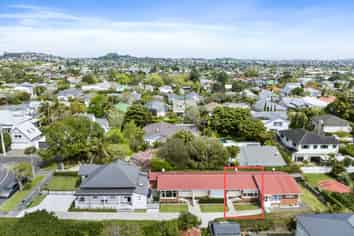 B/9 Henley Road, Mount Eden