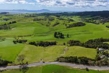  Massey Road, Waipu