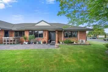 4 Castlehill Court, Wattle Downs