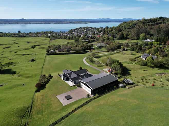 28 Te Moenga Park, Acacia Bay