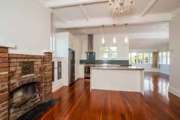 120 West End Road, Westmere