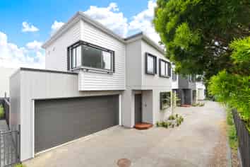 1B Atherton Road, Epsom