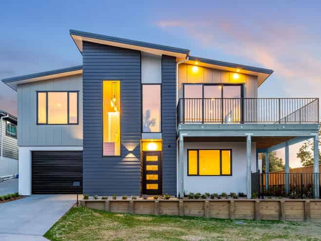 8 Martin Road, Paraparaumu