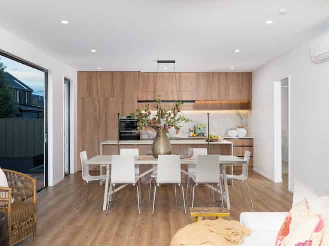 6 Kinleys Lane, Saint Albans