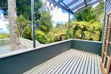 20 Manuka Road, Titirangi