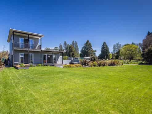 20B and 20 Kaha Street, Rangataua