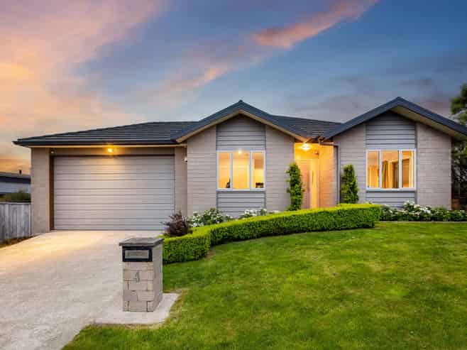 4 Peel Lane, Aotea