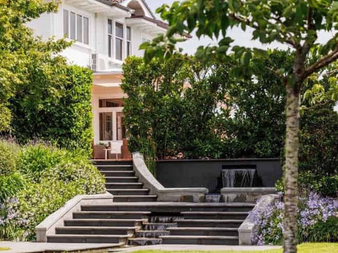 4 Sierra Court (off Featherston Street - Hospital), Roslyn