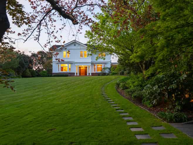 4 Sierra Court (off Featherston Street - Hospital), Roslyn