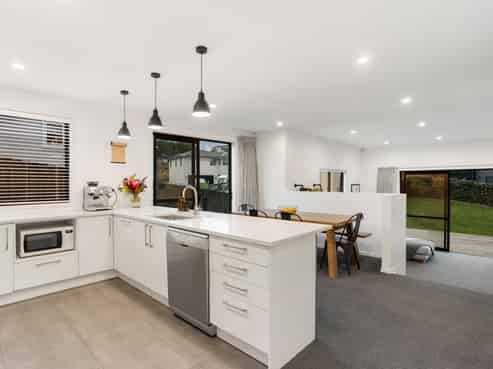 70 Castledine Crescent, Glen Innes