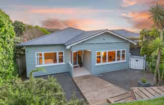 538 Broadway, Strathmore Park