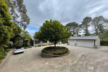 255 Okura River Road, Okura