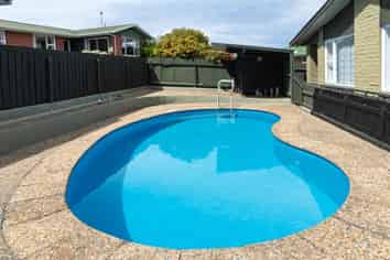 13 Balmoral Street, Marchwiel