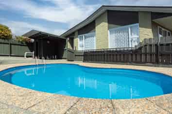 13 Balmoral Street, Marchwiel