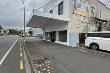 Prime CBD Office/Retail Space with Parking