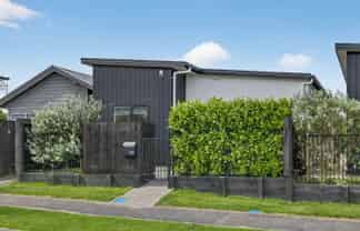 105 Battalion Drive, Papakura