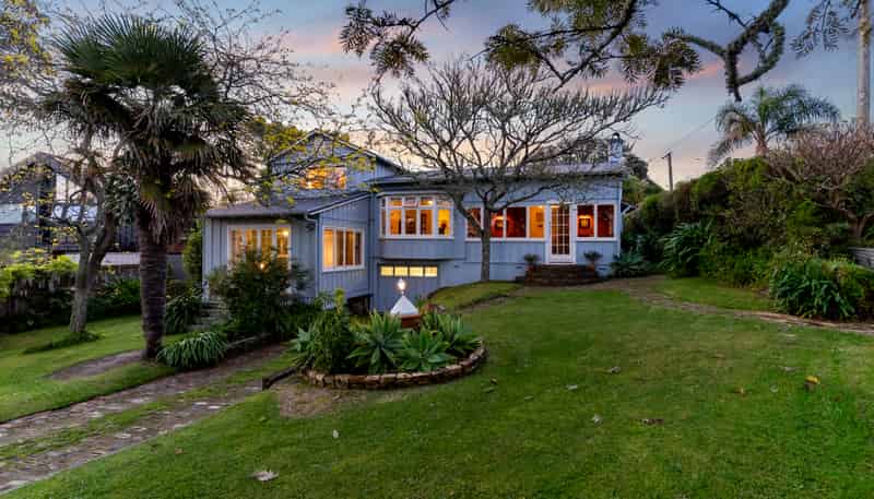 1 Westbourne Road, Murrays Bay