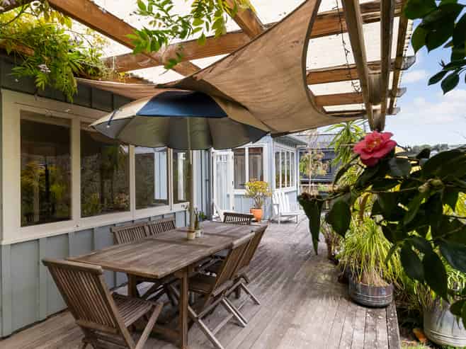 1 Westbourne Road, Murrays Bay