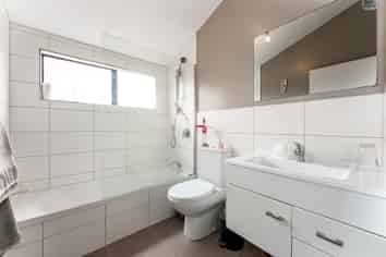 15 The Mainsail, Whitby