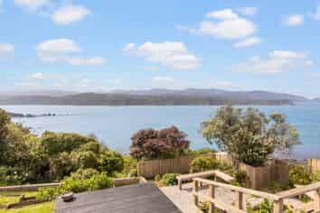 7 Bowes Crescent, Strathmore Park