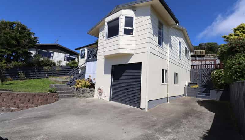 3 Fernhaven Grove, Newlands