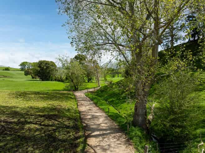 517 State Highway 1, Tirau