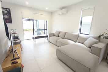 11 Nuku Place, Manurewa