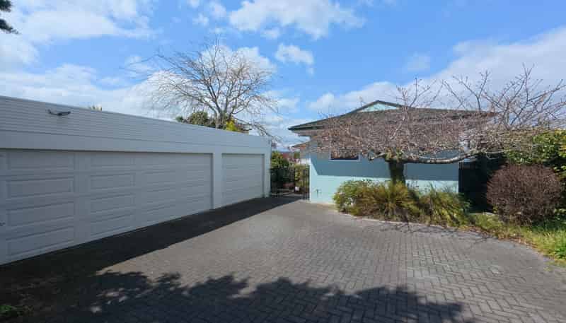 16 Olive Avenue, Nukuhau