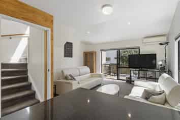 1/22A Willcott Street, Mount Albert