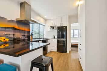 1/22A Willcott Street, Mount Albert