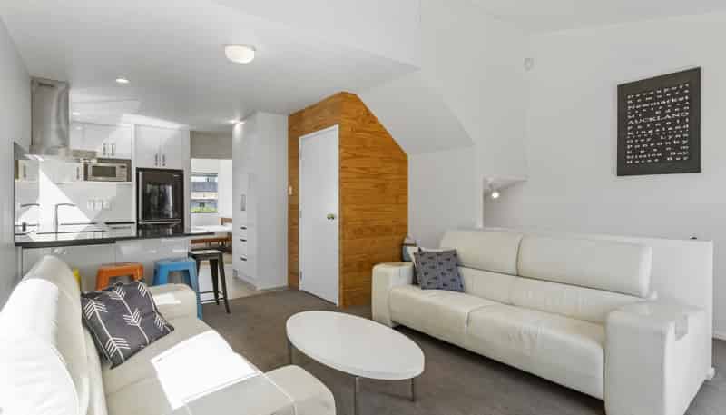 1/22A Willcott Street, Mount Albert