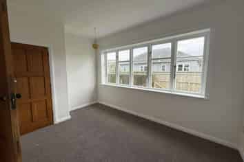 4 farnham, Oamaru North