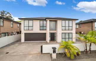31 Surf View Crescent, Red Beach