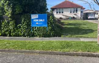 23 Sheridan Crescent, Trentham