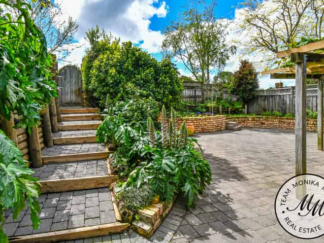 25 Calluna Crescent, Totara Heights