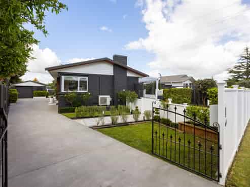 6 Erika Place, Fairview Downs